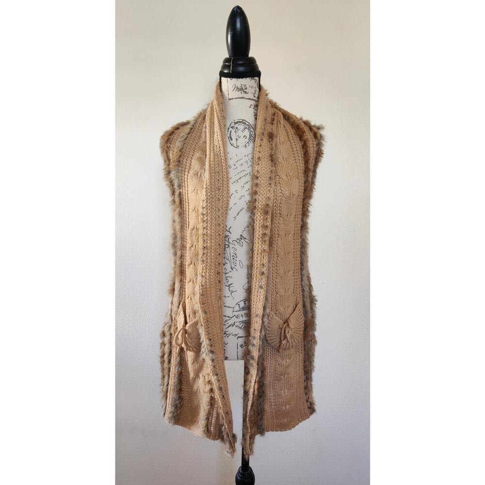 Rare Longline‎ Sleveeles Tan Cardigan Vest Size M Rabbit Fur Knit Crochet Unique